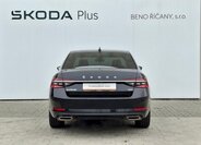 Škoda Superb 15