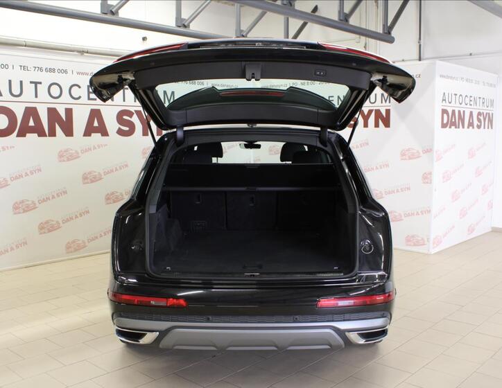 Audi Q7 7