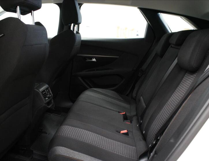 Peugeot 3008 14