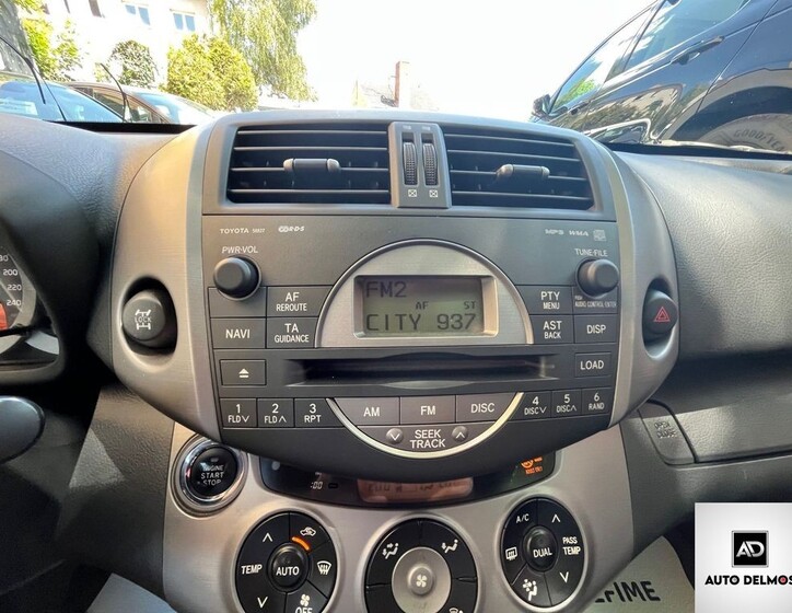 Toyota RAV4 42