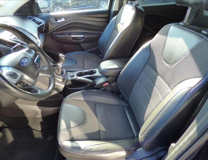 Ford Kuga 35