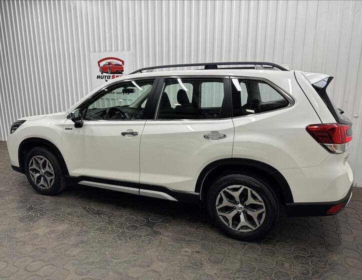 Subaru Forester 5