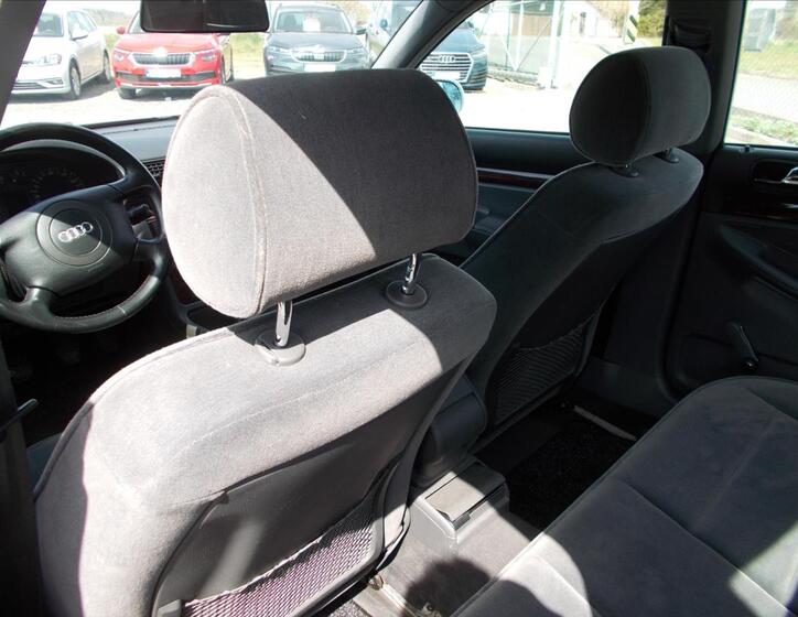 Audi A4 13