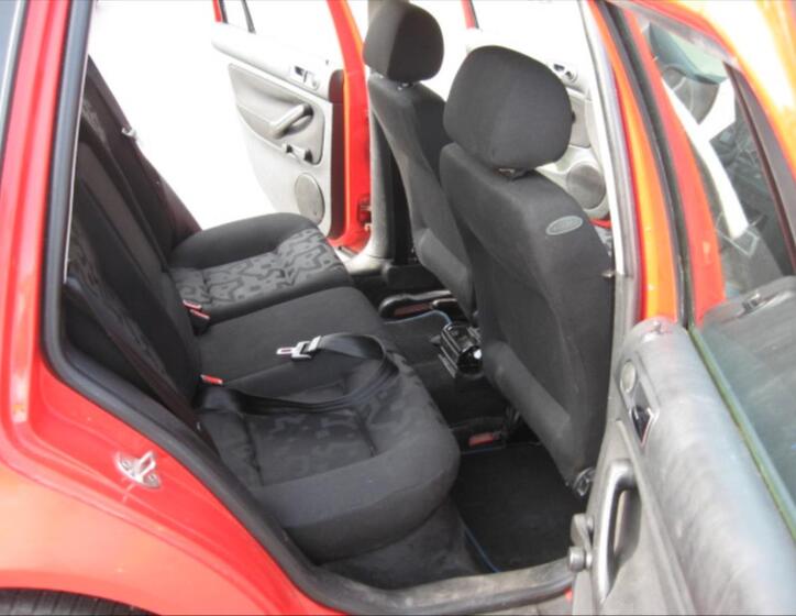 Volkswagen Golf 10