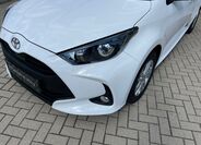 Toyota Yaris 10