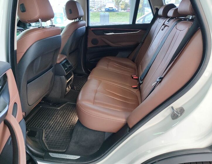 BMW X5 11