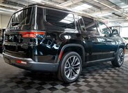 Jeep Wagoneer 9