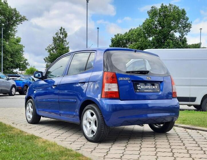 KIA Picanto 11