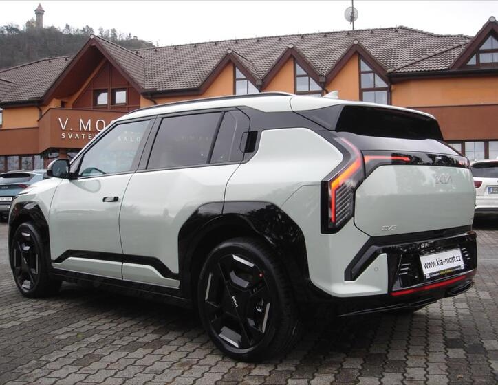 KIA EV3 7