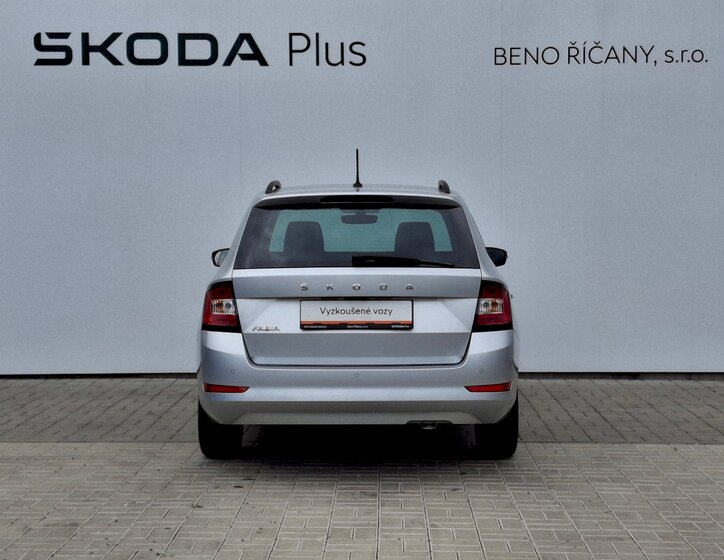 Škoda Fabia 16