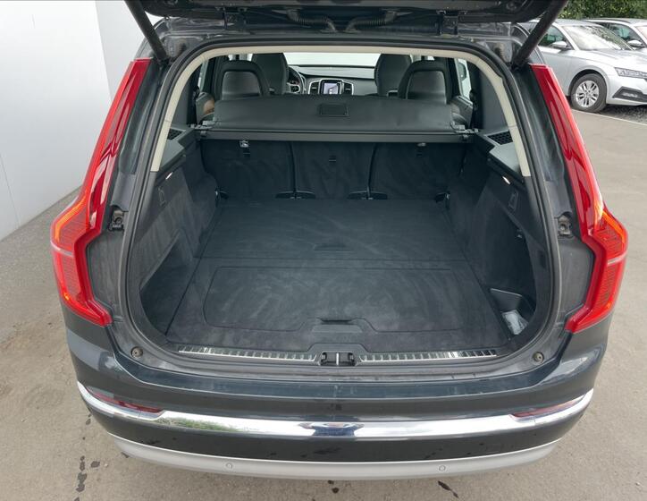 Volvo XC90 23