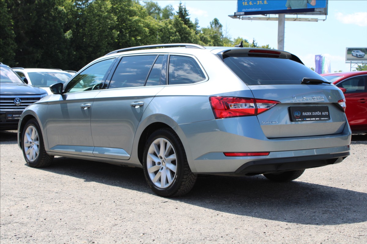Škoda Superb