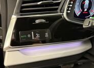 Audi Q8 24
