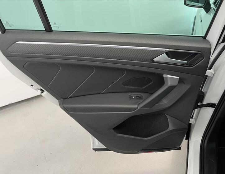 Volkswagen Tiguan 29