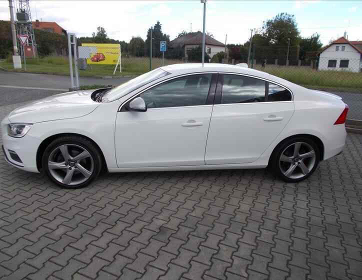 Volvo S60 4