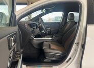 Mercedes-Benz EQA 10