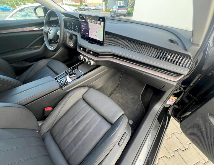 Škoda Superb 22