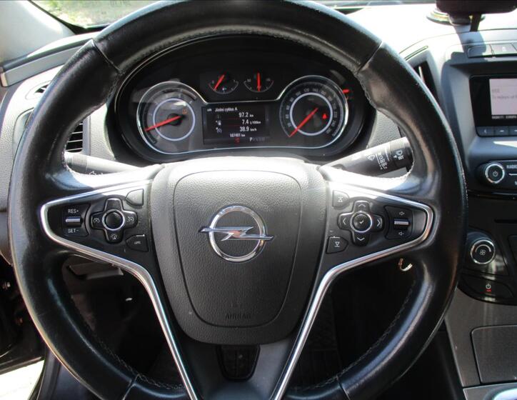 Opel Insignia 17