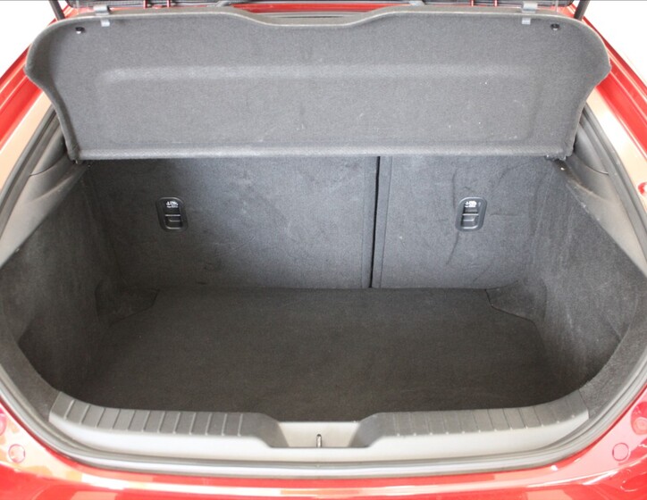 Mazda 3 27
