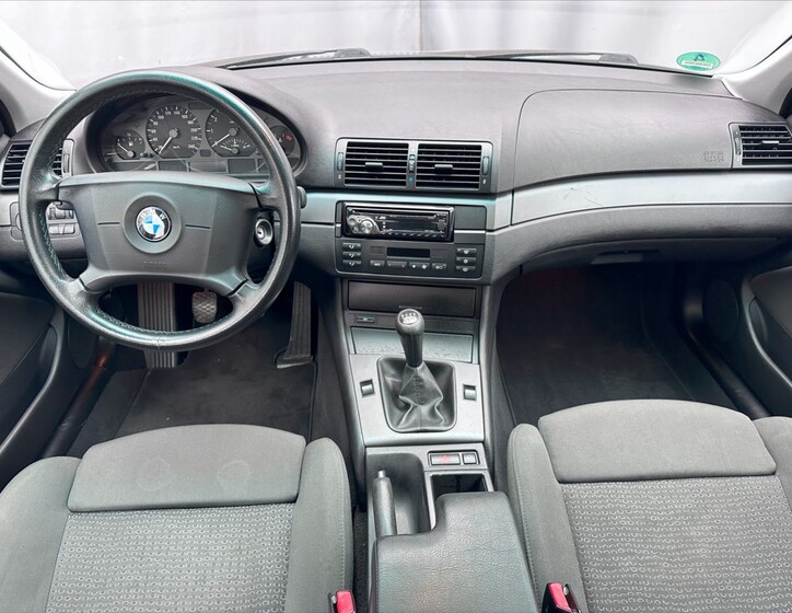 BMW Řada 3 16
