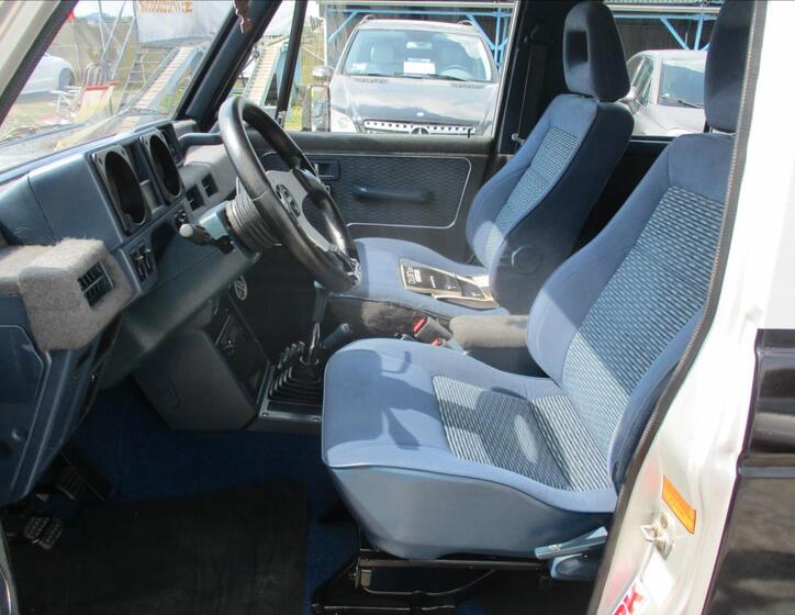 Mitsubishi Pajero 8