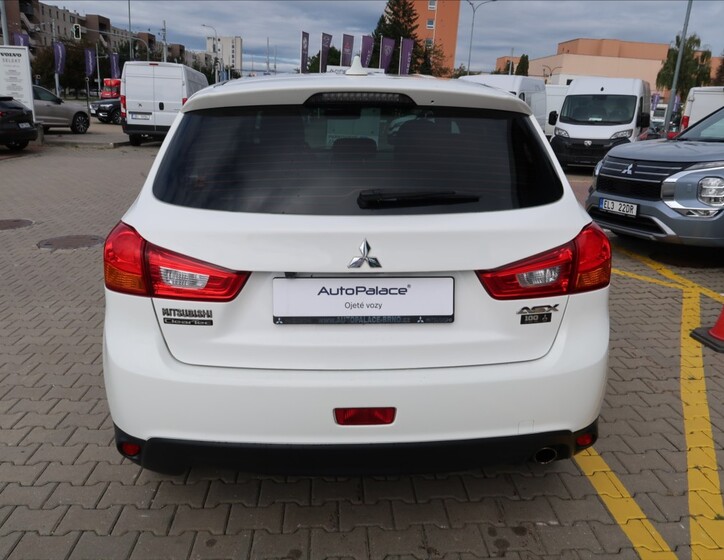 Mitsubishi ASX 5