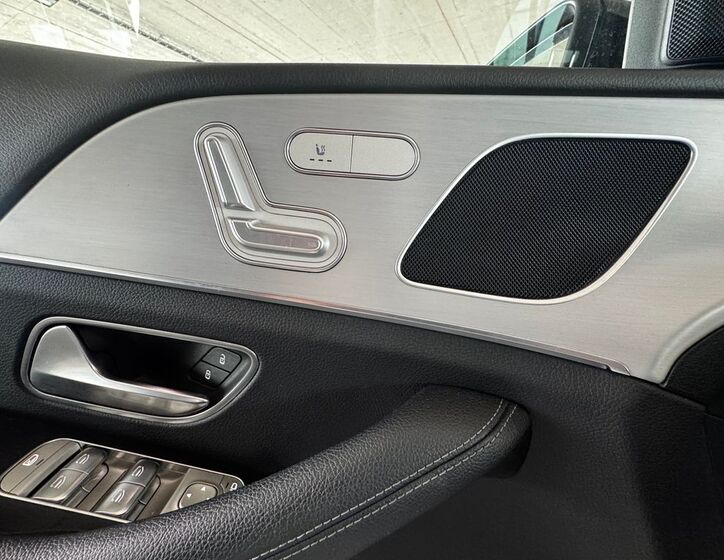 Mercedes-Benz GLE 10