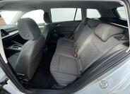 Volkswagen Golf 16