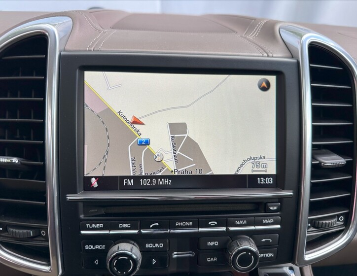 Porsche Cayenne 33