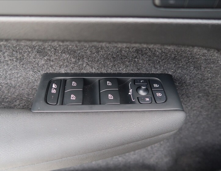 Volvo XC40 15