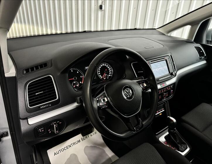 Volkswagen Sharan 16