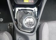 Toyota Yaris 16