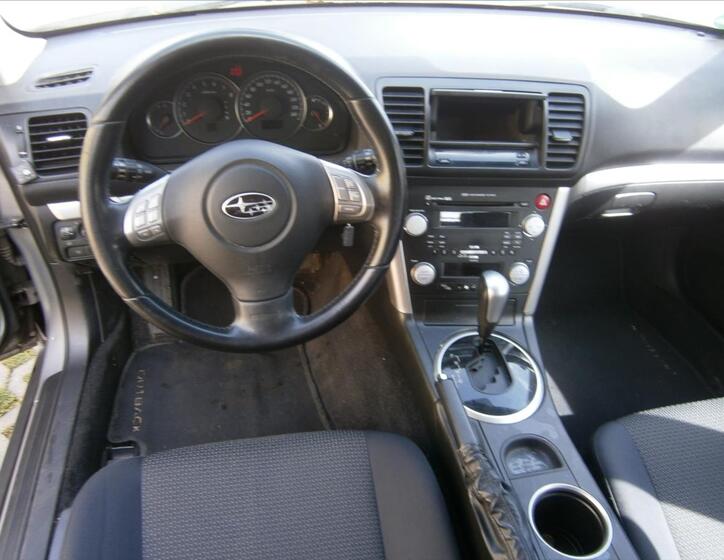 Subaru Legacy 9