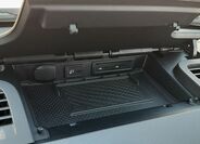 Mercedes-Benz Sprinter 16