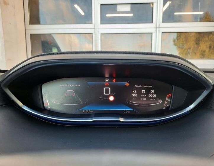 Peugeot 5008 19