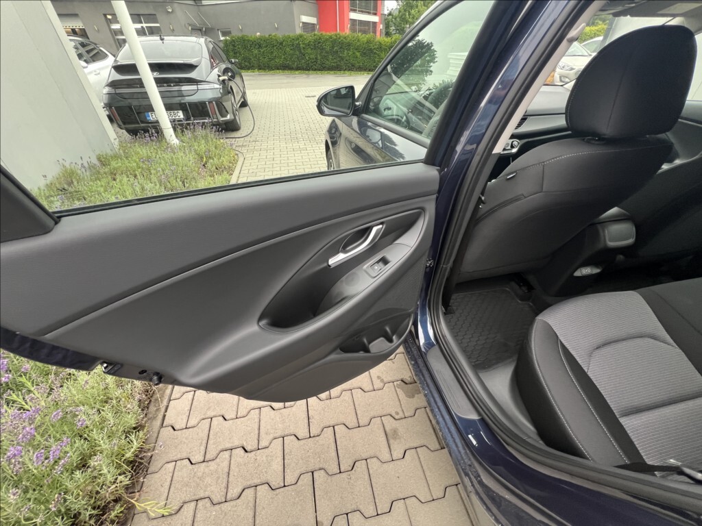 Hyundai i30 13