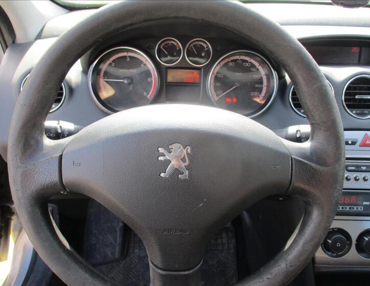 Peugeot 308 13