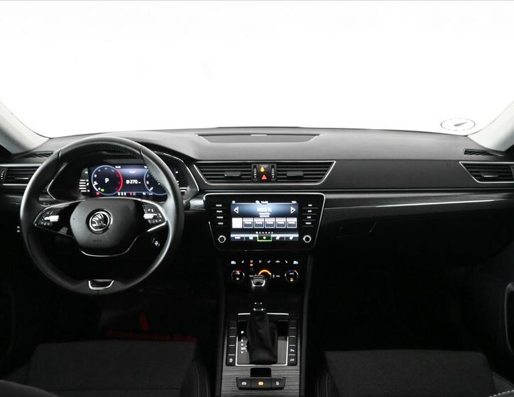 Škoda Superb 11
