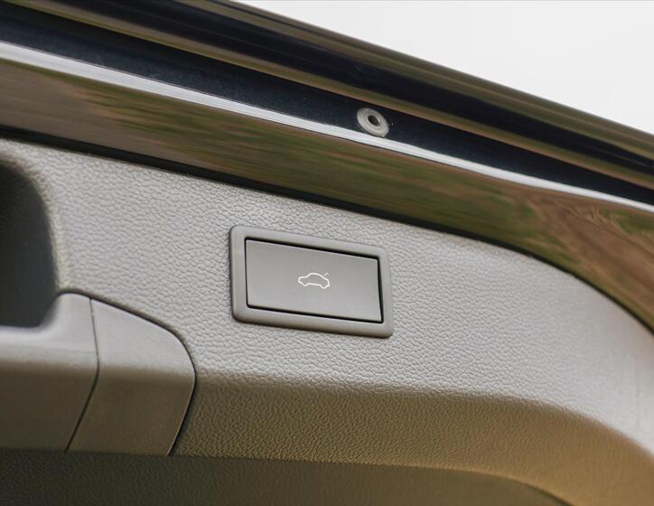 Škoda Superb 11