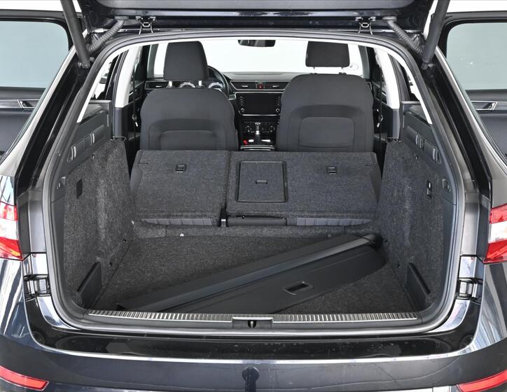 Škoda Superb 7