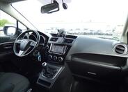 Mazda 5 46