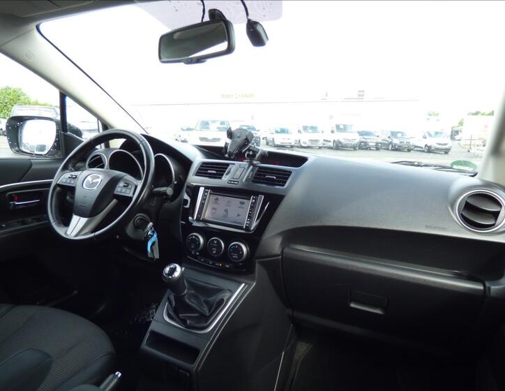 Mazda 5 46