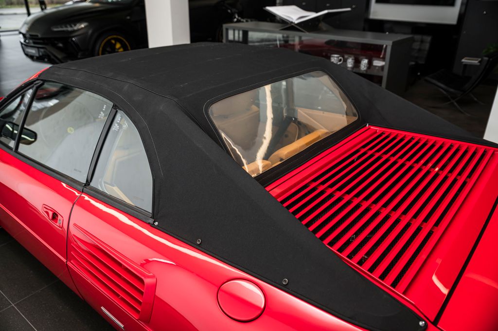 Ferrari Mondial