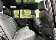 Land Rover Defender 29