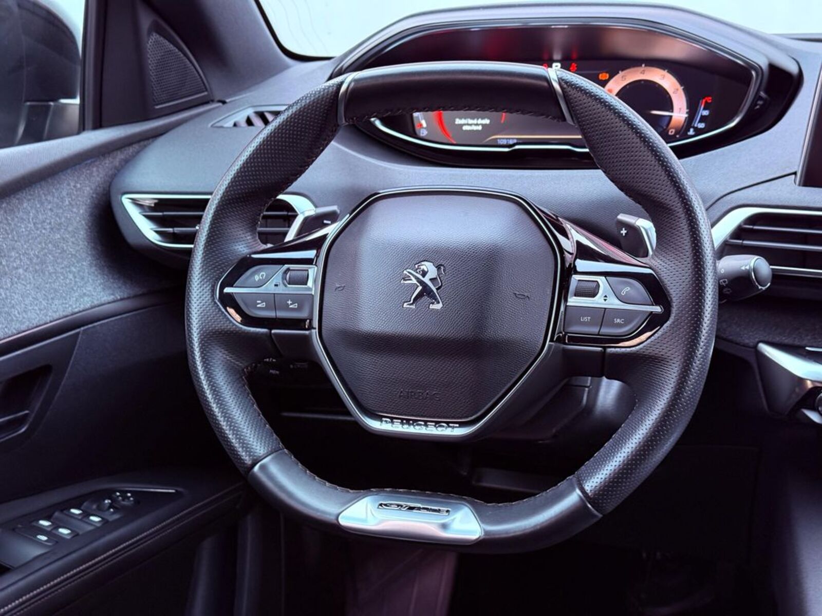 Peugeot 5008 18