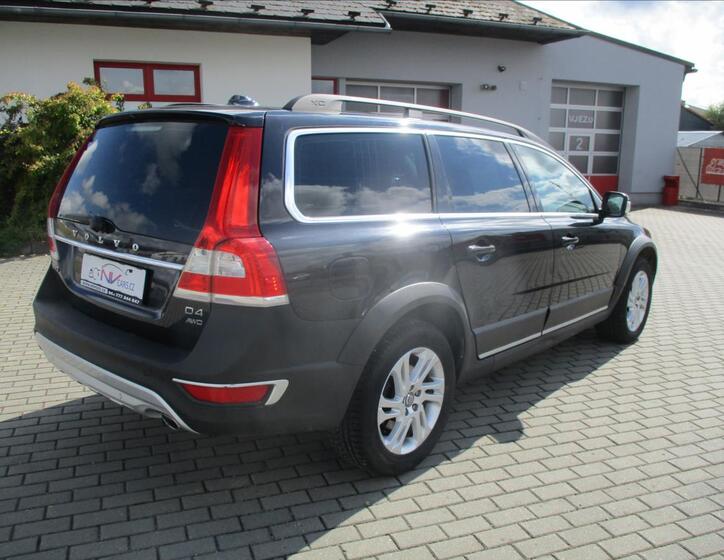 Volvo XC70 4