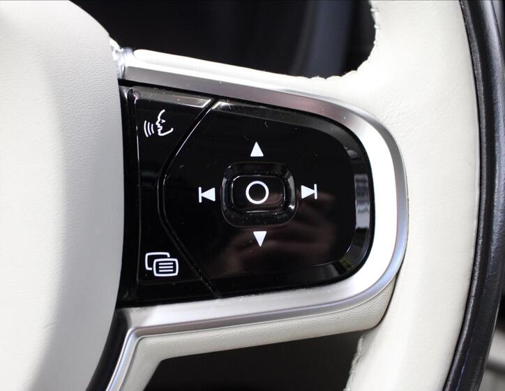 Volvo XC60 19