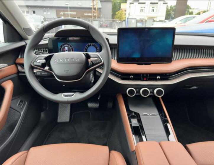Škoda Superb 9