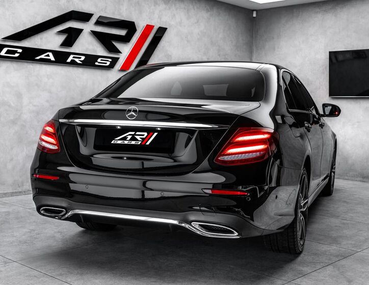 Mercedes-Benz Třídy E 6