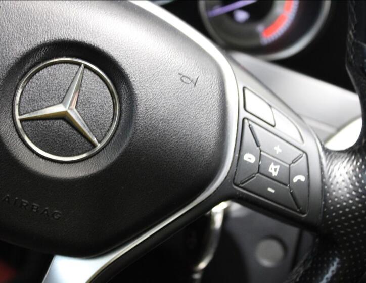 Mercedes-Benz Třídy C 27